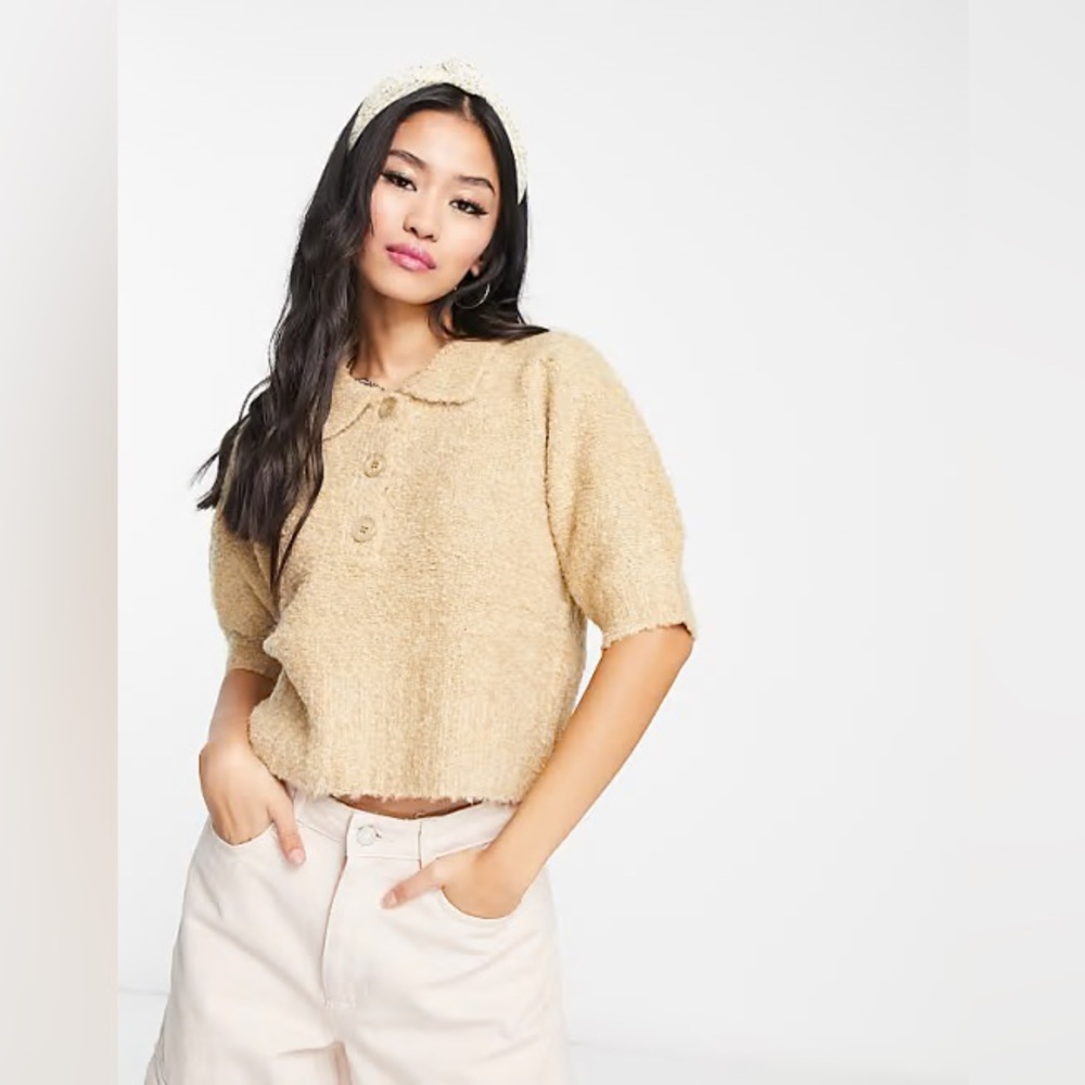 Vero Moda Bonny Short Sleeve Sweater Polo in Camel XS